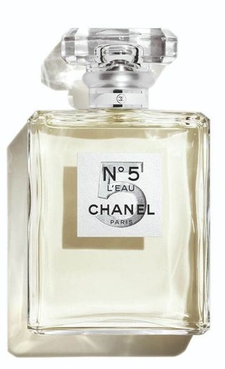 Chanel No 5 L'Eau Eau De Toilette 100th Anniversary – Ask For The Moon Limited Edition