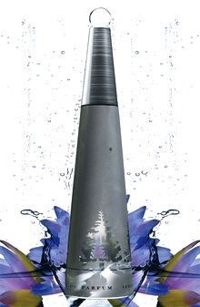 Eau de Parfum With Holiday Decor